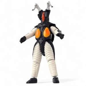 Bandai Namco Ultraman Zetton 6"‎ Ultra Action Figure w/ Collectible Card NEW